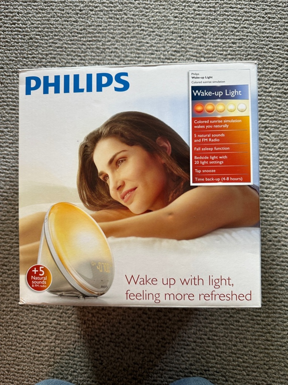 Philips SmartSleep Wake-up Light, Colored Sunrise and Sunset Simulation HF3520